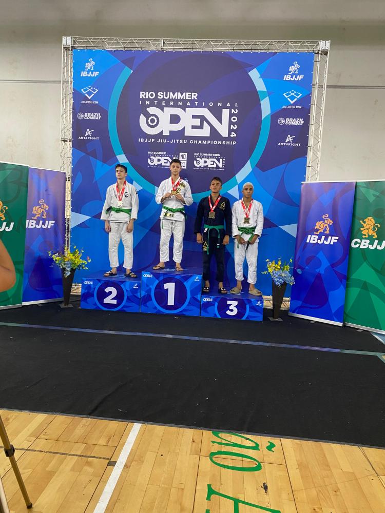 O aluno Júlio César, do Dojô do 1º BPM se destacou ao conquistar o terceiro lugar.