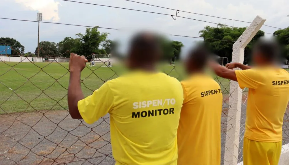 Seis custodiados da Unidade Penal Regional de Guaraí atuaram na reforma, divididos em duas equipes de trabalh.