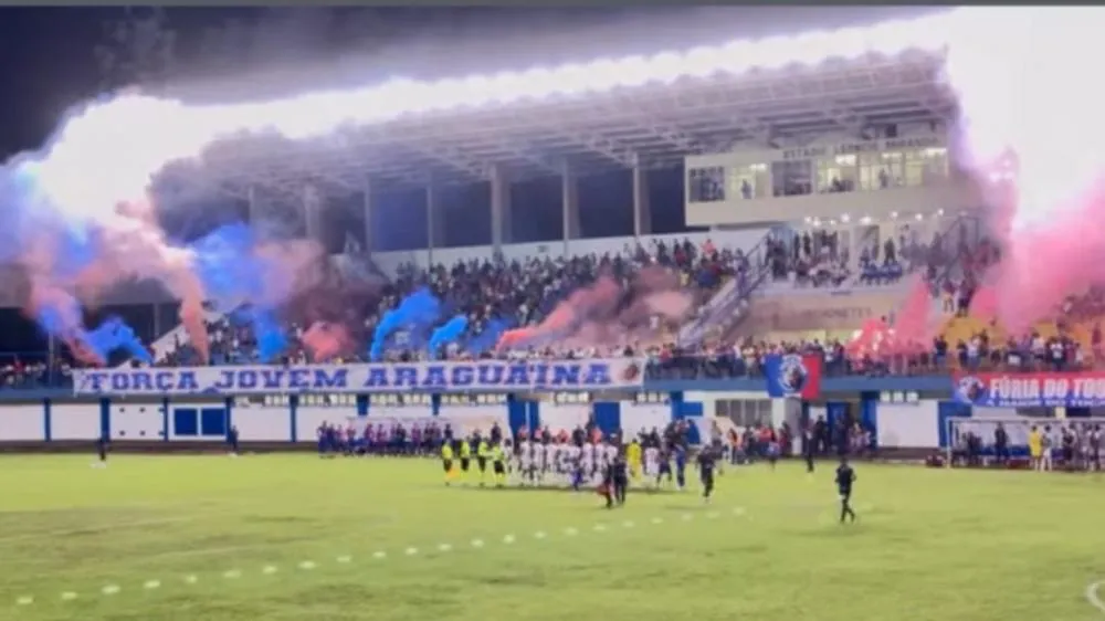 Mesmo com a eliminação, a torcida do Araguaína compareceu em peso e fez festa no Mirandão.