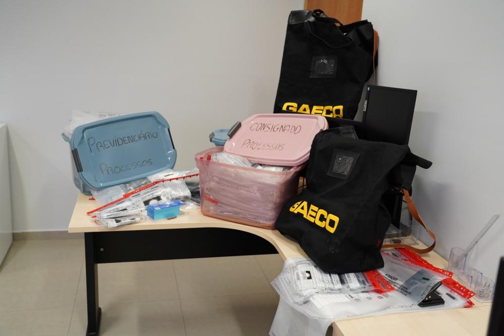 Registro de parte do material apreendido. 