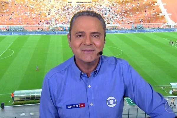 Luis Roberto é narrador da TV Globo desde 1998 — Foto: Reprodução/sportv