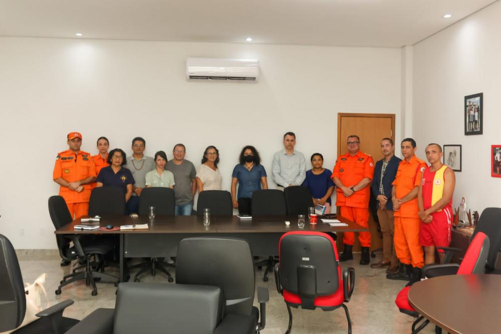 Comandante-geral do CBMTO, coronel Ornelas, reuniu-se no Quartel do Comando Geral do CBMTO com representantes de todos os órgãos envolvidos nas buscas pelo menino Bruno Karajá