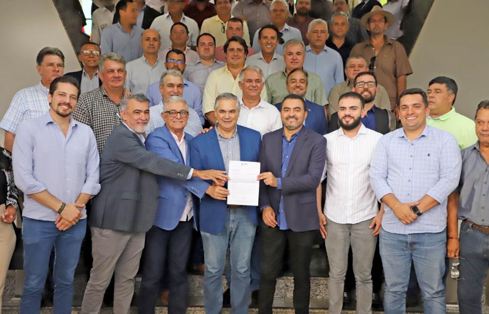 Governador Wanderlei Barbosa reafirma compromisso com o setor agropecuário em reunião com a Faet e sindicatos rurais