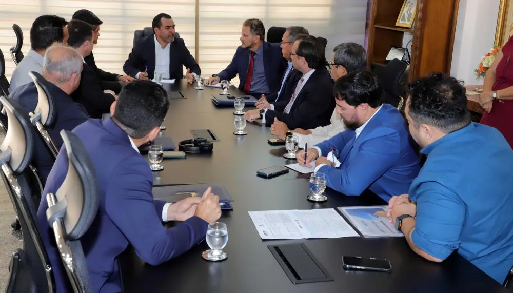 Governador Wanderlei Barbosa reúne equipe de governo para definir cronograma de obras