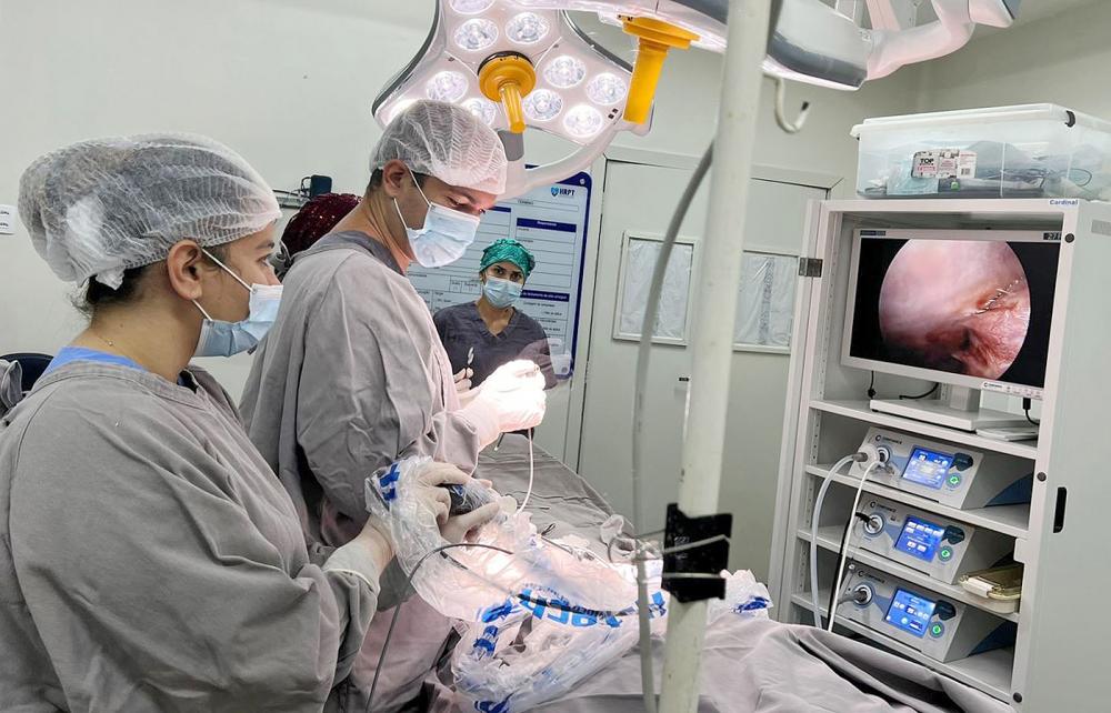 Hospital Regional de Paraíso realiza cirurgia de videolaparoscopia