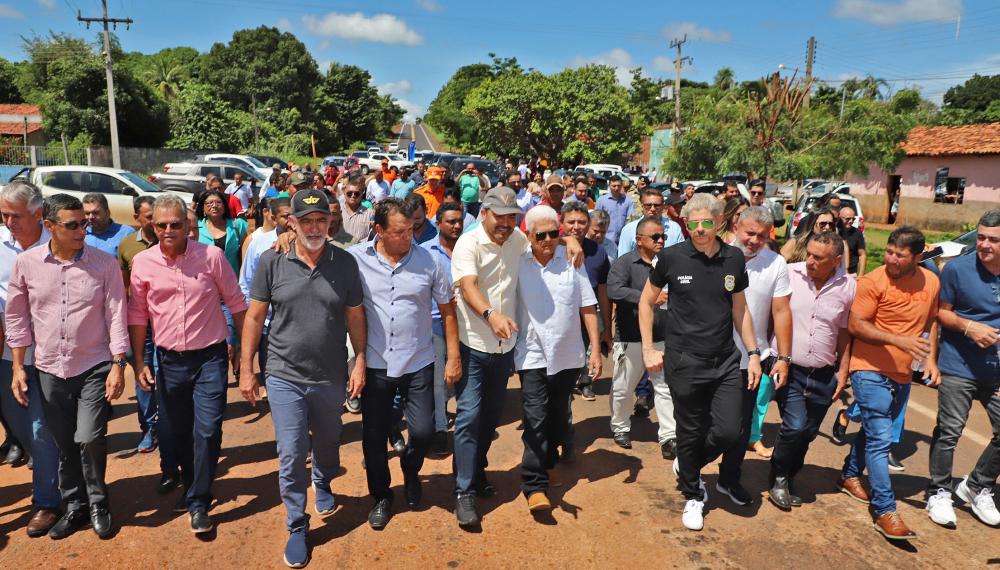 Wanderlei Barbosa entrega recuperação da TO-210 em Tocantinópolis após espera de 20 anos