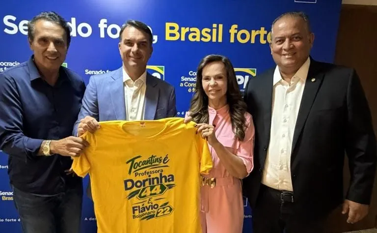 Flávio Bolsonaro declara apoio a Dorinha no 2º turno: “Para o futuro do Tocantins, o melhor é Dorinha”