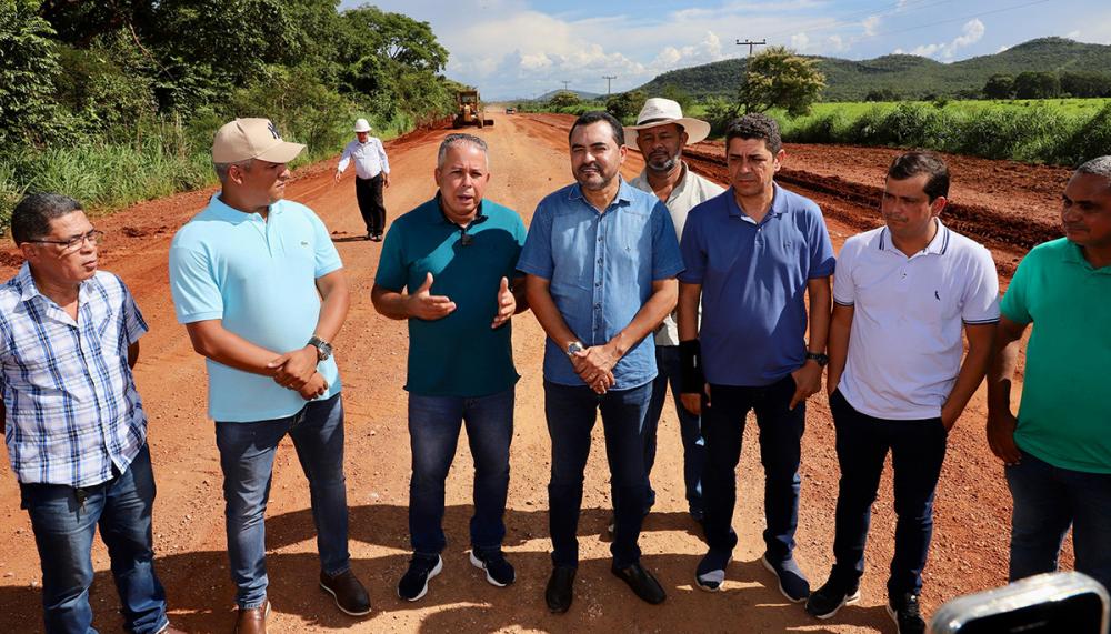 Governador Wanderlei Barbosa lança pavimentação asfáltica da TO-387 durante aniversário de 33 anos de Taipas.