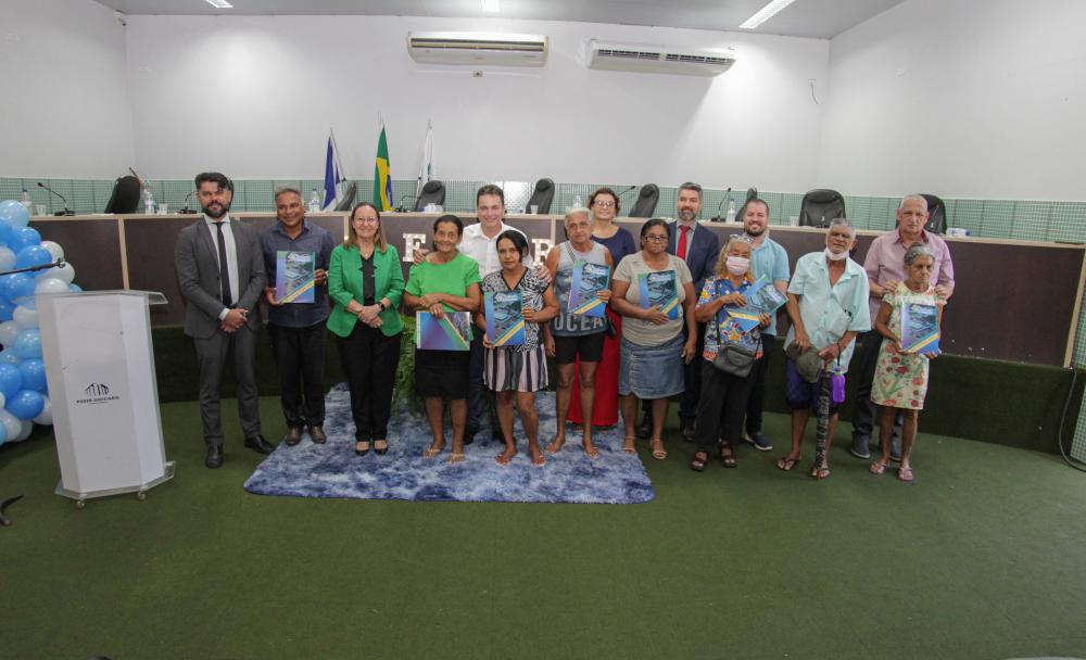 Solenidade ocorreu na Câmara Municipal da cidade.