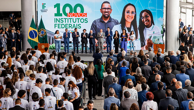 Governador em exercício Laurez Moreira e a delegação do Tocantins participam de Anúncio dos 100 Novos Institutos Federais de Educação, Ciência e Tecnologia; o município de Tocantinópolis receberá uma nova unidade.