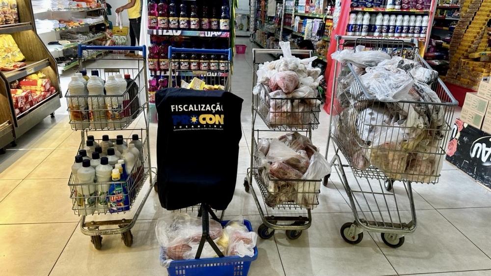 Mais 14 mil produtos impróprios para o consumo foram apreendidos pelo Procon Tocantins na “Operação De Olho no Prazo de Validade