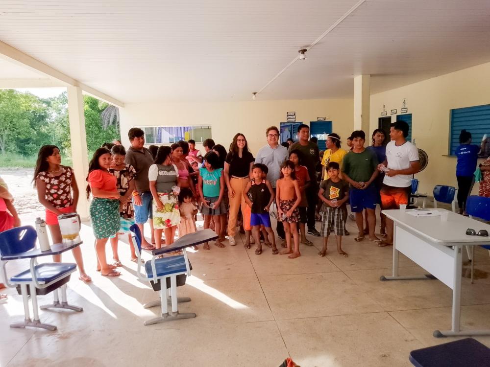 A falta de acesso à água potável encanada, o abandono de programas de banheiros públicos são questões urgentes a serem resolvidas.