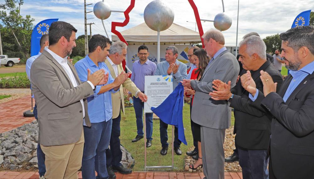 Laurez Moreira Inaugura Monumento à Ciência e Tecnologia onde será instalado o Parque Tecnológico do Tocantins.