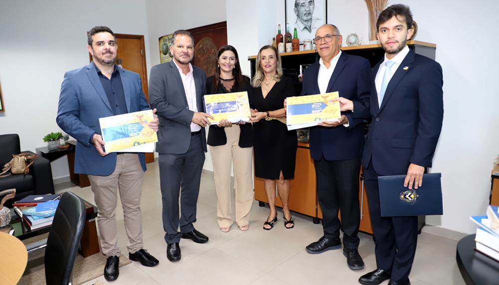 Gestores do Poder Executivo Estadual foram recebidos pelo conselheiro decano do TCE/TO, José Wagner Praxedes
