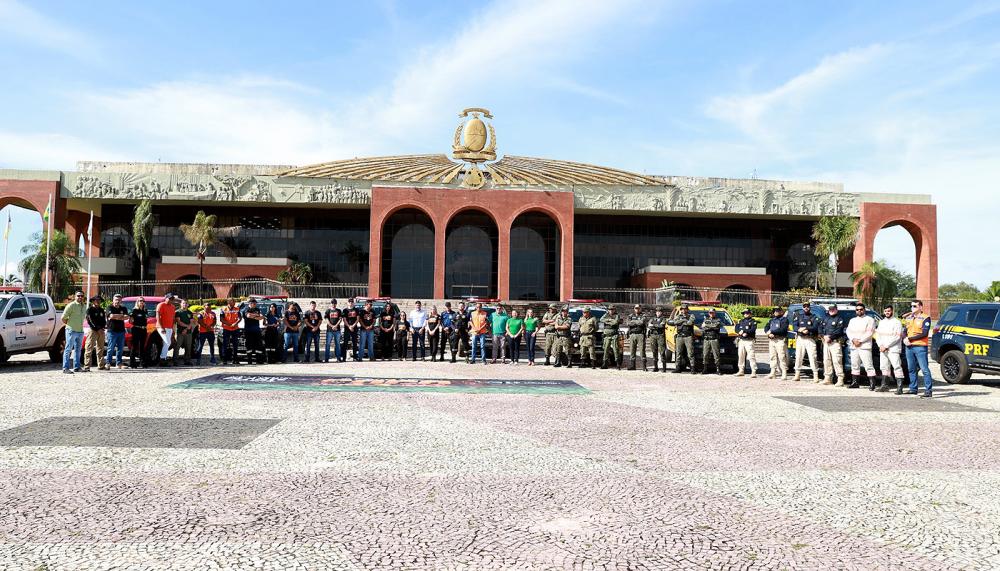 Carreata e blitz educativa marca início do trabalho de sensibilização do Foco no Fogo 2024