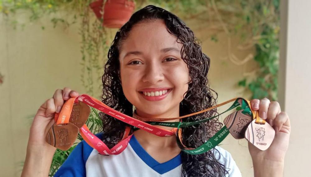 Participam do Programa de Iniciação Científica Jr. estudantes medalhistas da Obmep.