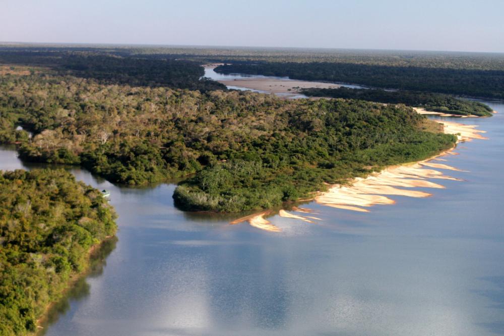 A região da APA Cantão/Ilha do Bananal é considerada a maior Unidade de Conservação do do Tocantins.