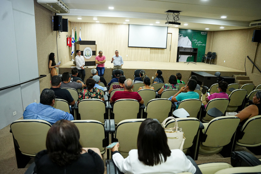 Assistidas(os) foram orientadas(os) sobre proposta oferecida pelo Estado 