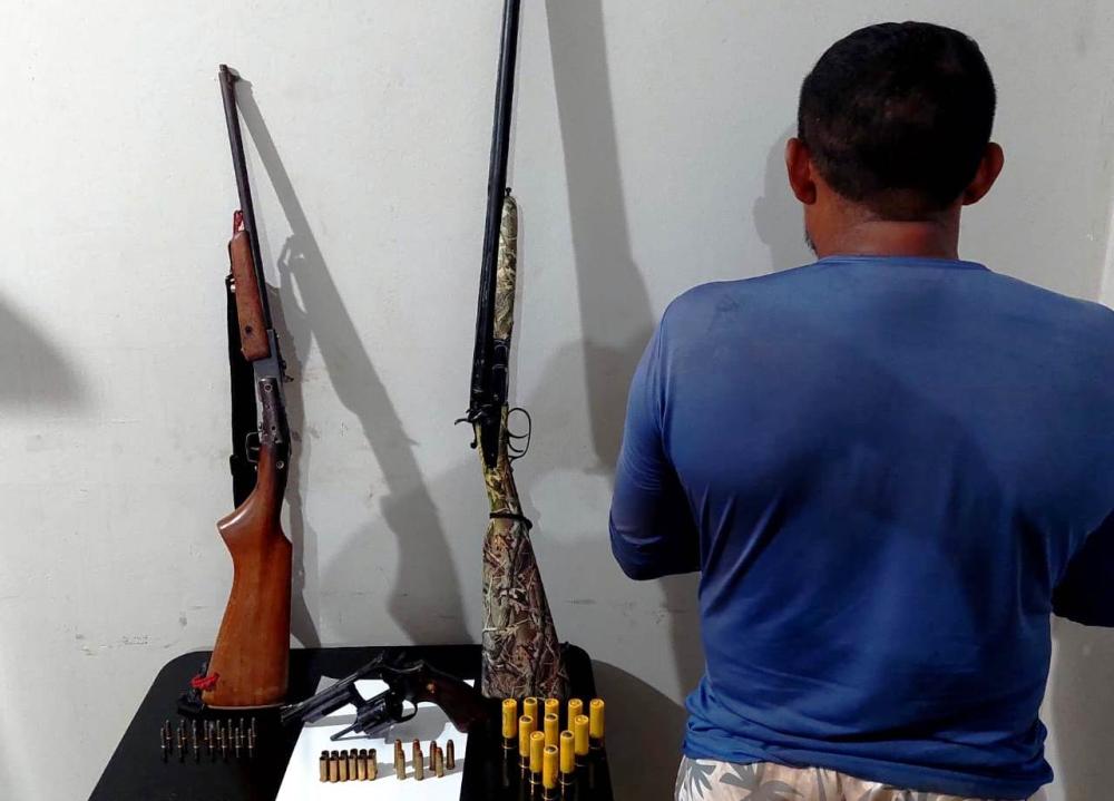 No momento da prisão, Jorge estava com três armas de fogo.