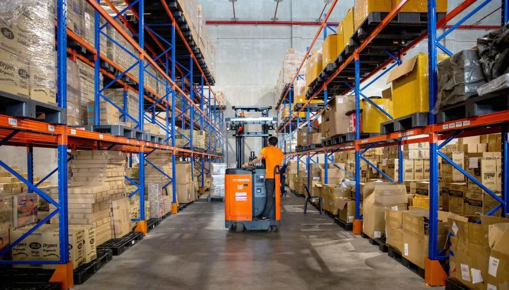  Na primeira semana de abril, a varejista on-line Shopee inaugurou um hub logístico em Palmas.