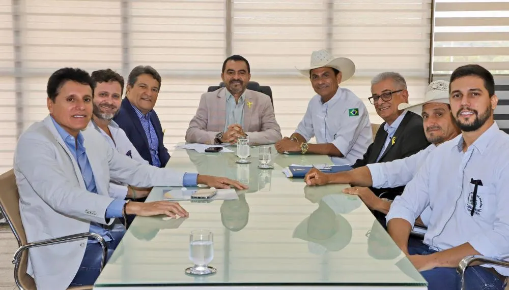 A reunião contou com a participação do presidente do Sindicato Rural de Paraíso do Tocantins, Rogério Moraes; e dos diretores da entidade 