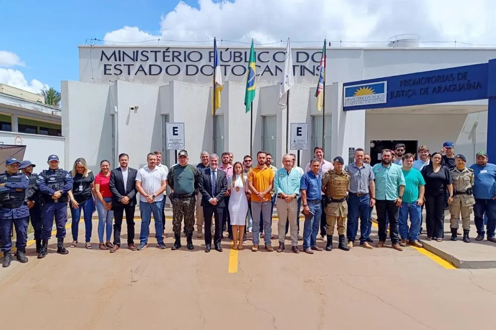 Reunião ocorreu na sede das Promotorias de JuReunião ocorreu na sede das Promotorias de Justiça de Araguaína. 