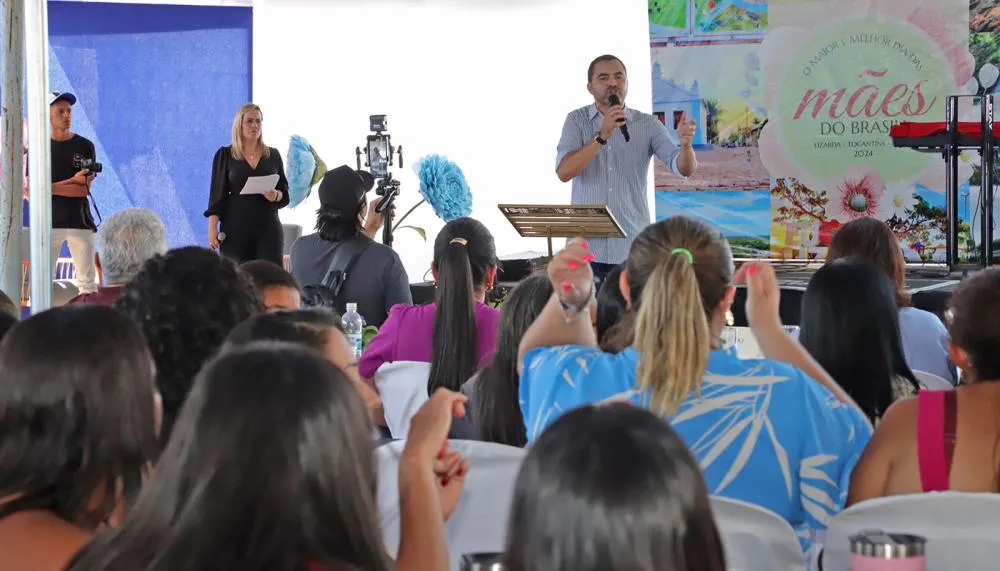 Governador Wanderlei Barbosa prestigia Festa de Dia das Mães, em Lizarda.