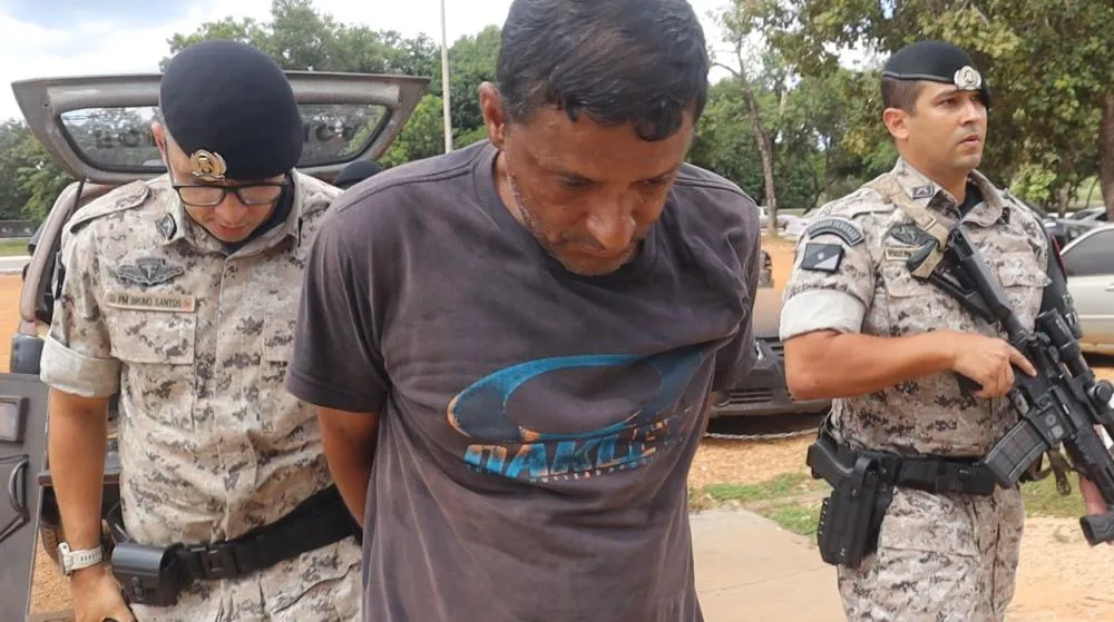 Cléber Júnior Souza Almeida foi preso após ser localizado pela ALI do 1° BPM na quadra arno 73, na região norte de Palmas, Foto- Alessandro Ferreira.