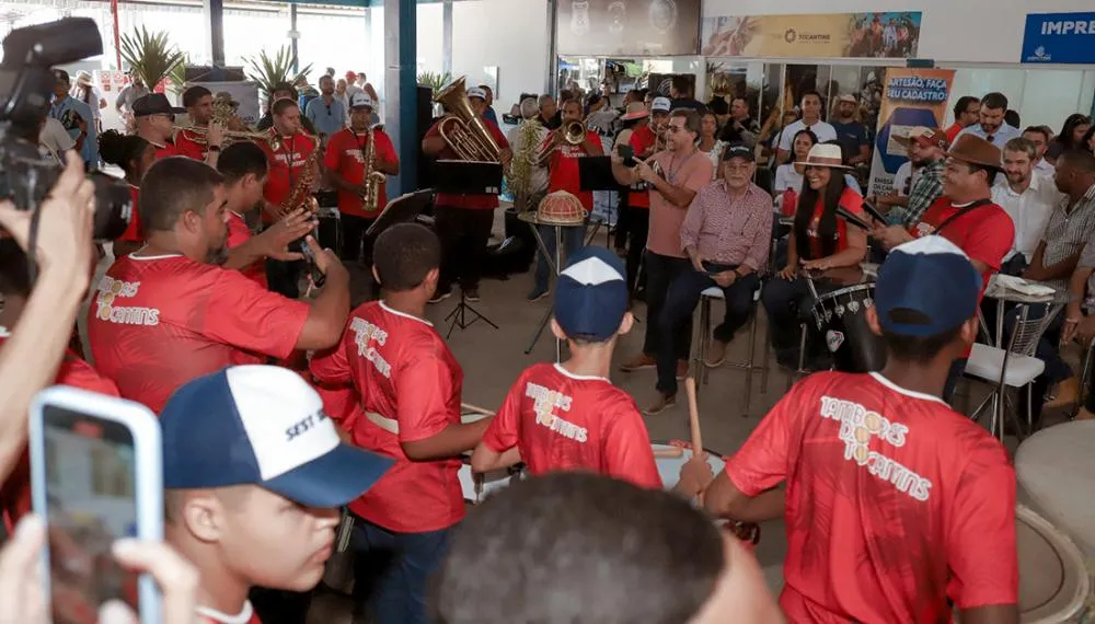 Grupo Tambores do Tocantins abriu a programação da Secretaria da Cultura na Agrotins 2024