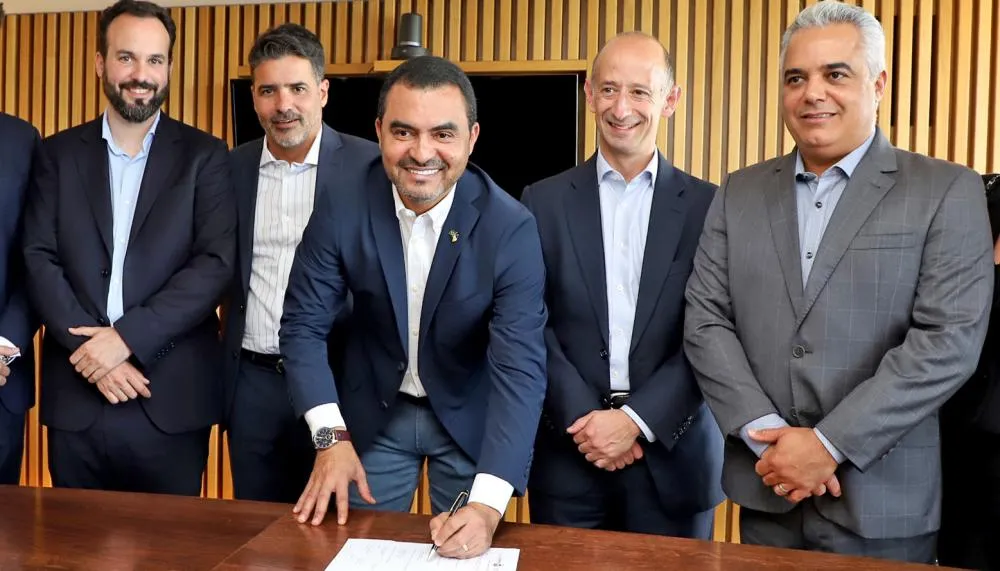 Acordo técnico e comercial com a Mercuria Energy Trading SA para a realização do projeto foi assinado pelo governador Wanderlei Barbosa, em 2023, em Genebra, na Suíça