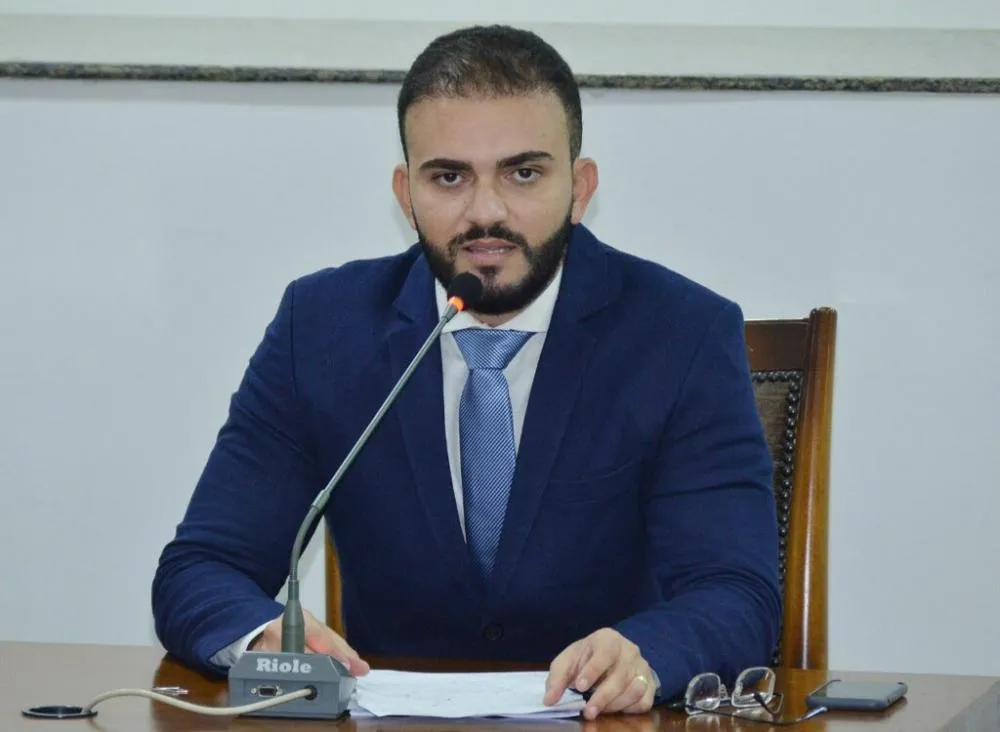 Deputado Estadual Léo Barbosa, Foto- Google.