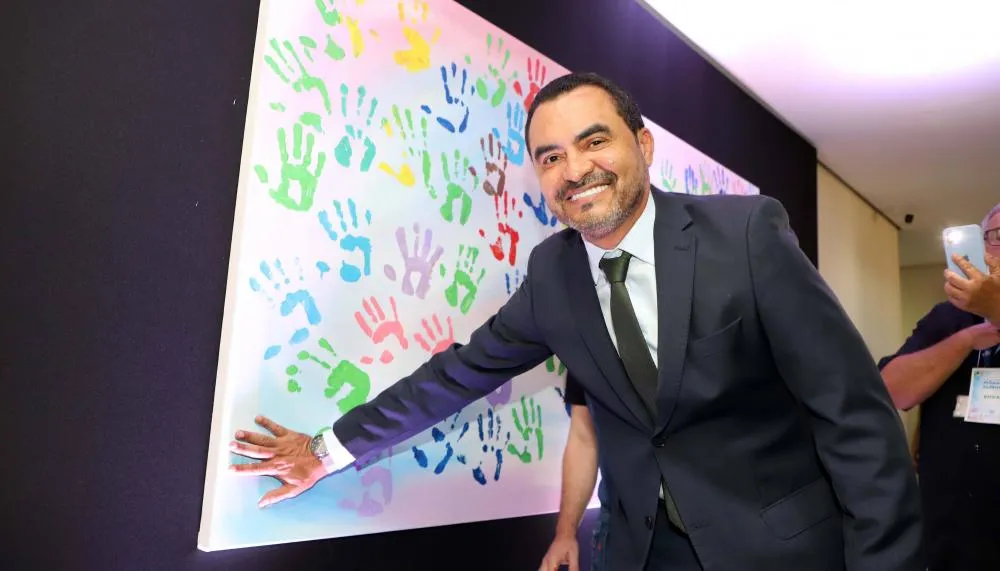 O governador Wanderlei Barbosa destacou que a proposta, que é pioneira entre os estados brasileiros, estabelece o compromisso do Tocantins em promover políticas, planos, programas e serviços destinados à primeira infância