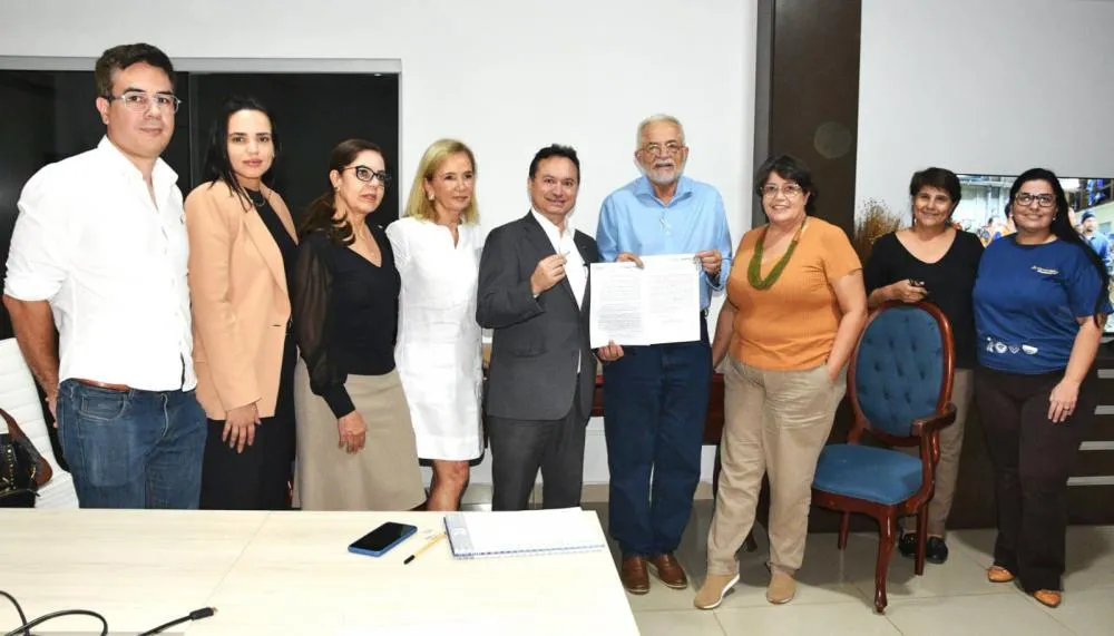 Entrega ocorreu na tarde desta segunda-feira, 3, na sede da Secretaria de Estado da Cultura (Secult) 