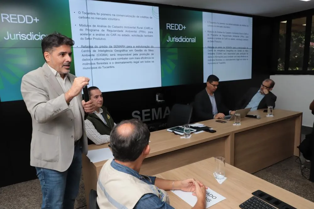 O secretário Marcello Lelis frisou aspectos que influenciam o cenário e que a diferenciação do desmatamento no sistema indica 29% do desmatamento é ilegal