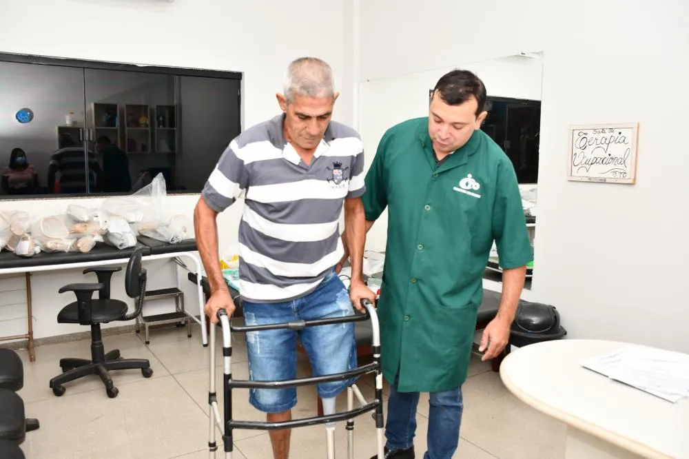José Silva Mendonça, de 67 anos, é um dos beneficiados com a entrega.