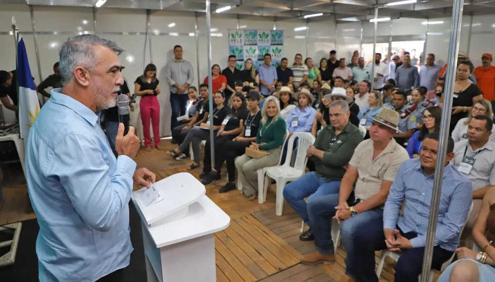 Na ocasião, o governador em exercício destacou a importância do evento para o setor agropecuário do Tocantins.