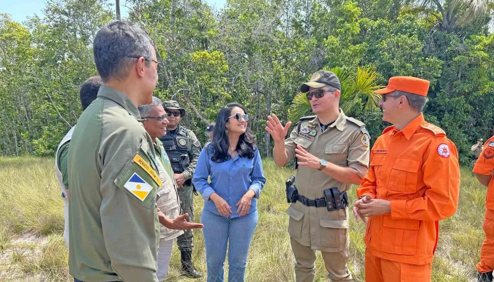 Comunidade e instituições parceiras da Operação Capim-Dourado durante monitoramento.