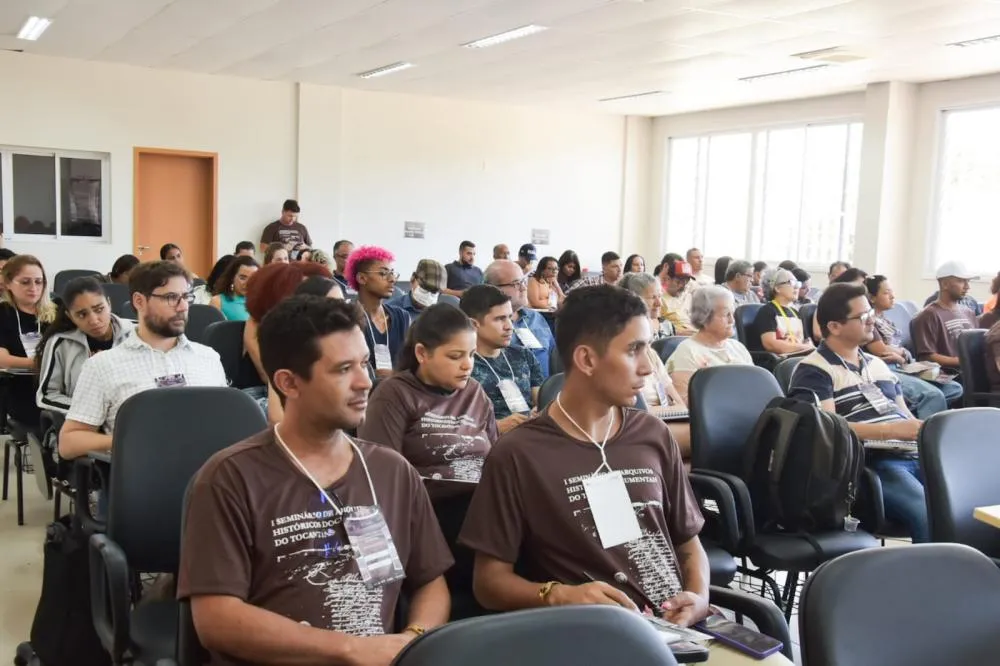 O evento, que segue até esta quinta-feira, 8, tem como tema “Memória e Cidadania”.