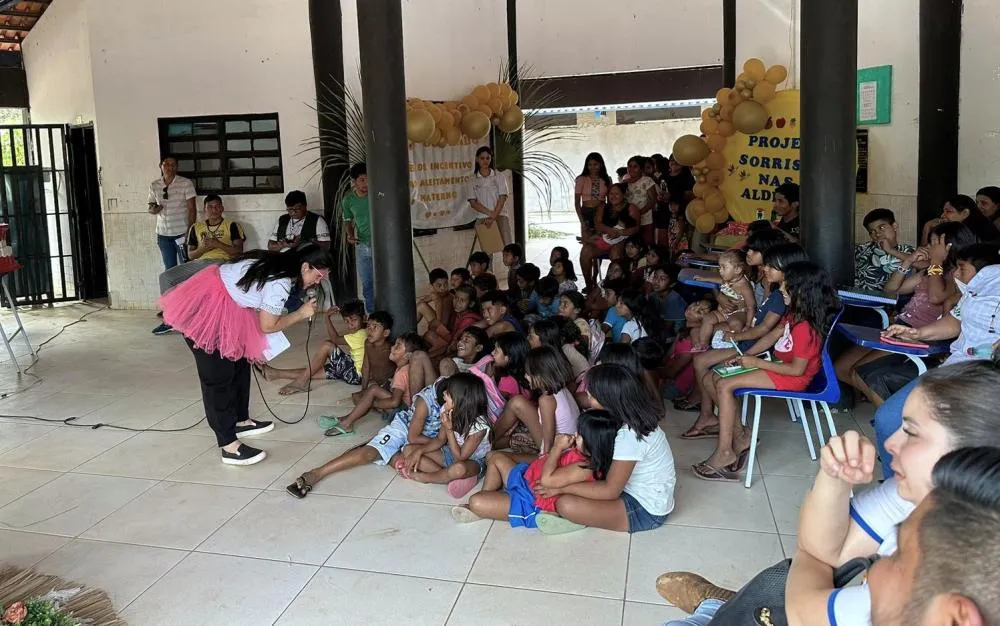  As atividades desenvolvidas na aldeia Funil incluíram uma peça teatral voltada para as crianças, com os objetivos de ensinar e estimular a prática correta de higiene bucal.