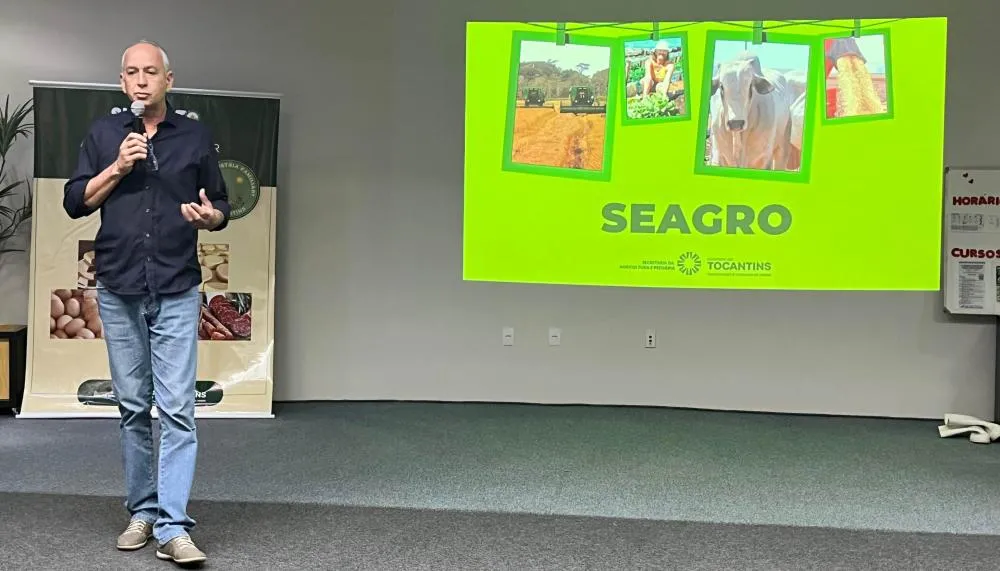 Evento teve a participação de representantes das secretarias de agricultura municipais, inspetores e auxiliares, médicos veterinários e técnicos