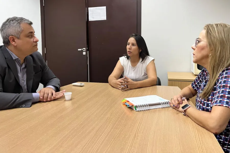 No encontro, Rafaella Karajá fez o convite para que a Defensoria Pública participasse do 1º Encontro Hawã Mahadu