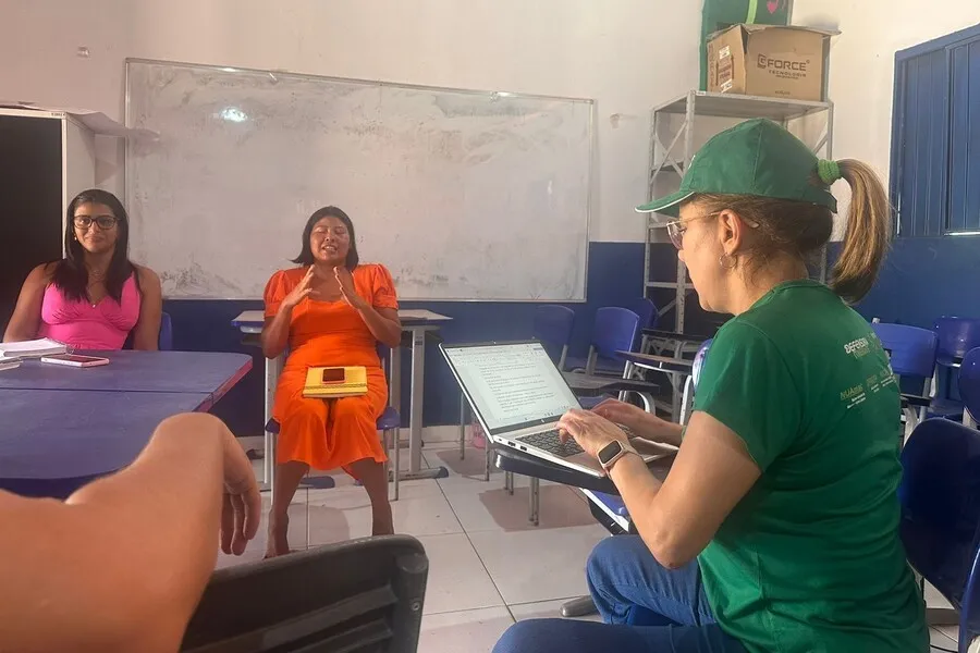 Conversa com a Coordenação da Escola Estadual Indígena 19 de abril para levantamento das demandas. 