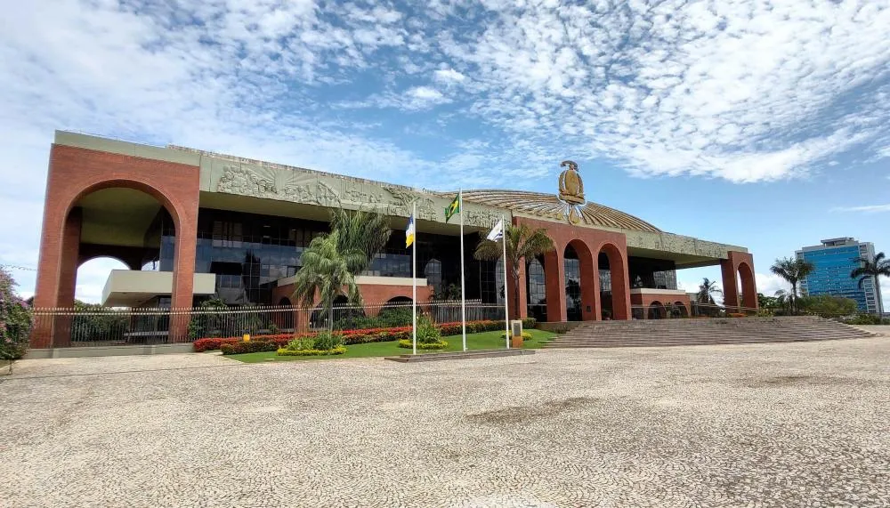 Antecipação do pagamento dos salários reforça, mais uma vez, o compromisso da gestão com a valorização dos servidores públicos estaduais