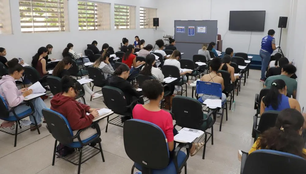 São ofertadas 1.240 vagas e as provas ocorrerão no dia 17 de novembro 