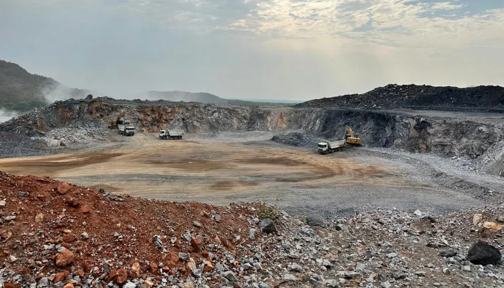 Produção de calcário em mineradora da região sudeste do Tocantins.