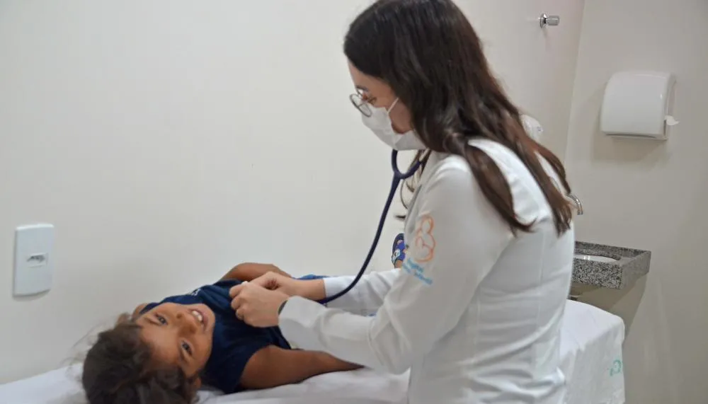 Novembro Dourado busca destacar a importância do diagnóstico precoce do câncer .