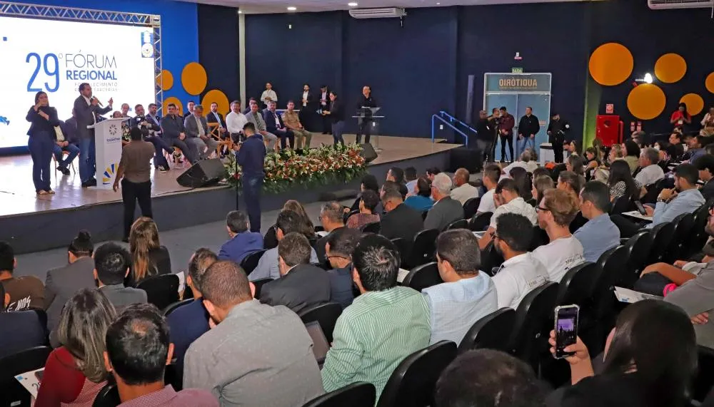 Evento fortalece o relacionamento do governo federal com estados, municípios e as organizações da sociedade civil .