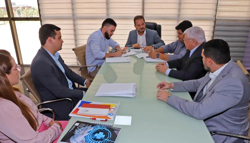 Representantes do Governo do Tocantins e do INDSH debatem detalhes para a implantação do novo centro, com foco na reabilitação intelectual e inclusão social.