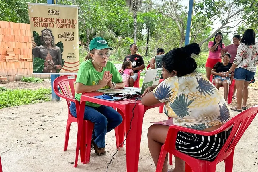 Indígenas Javaé de Lagoa da Confusão recebem atendimento por meio do “Defensoria Itinerante”.
