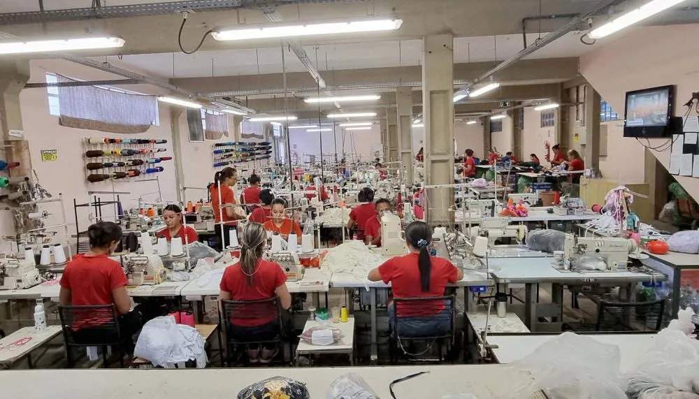 No acumulado do ano, de janeiro a outubro de 2024, o Tocantins teve um saldo positivo de 11.417 empregos formais.